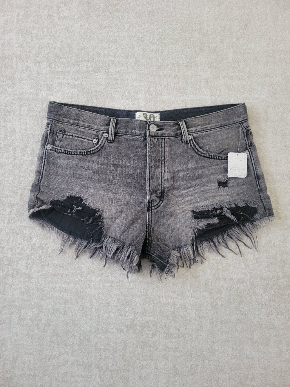 Free People Distressed Cutoff Denim Short Sulphur Black 30 Loving Good Vibration